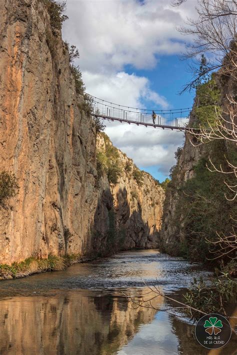 Puentes colgantes de Chulilla, ruta en el abismo